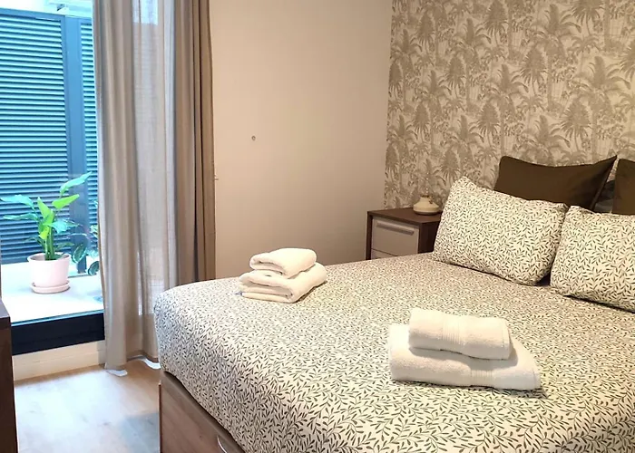Old Town Ground Floor New Apartment, Beach, Parking