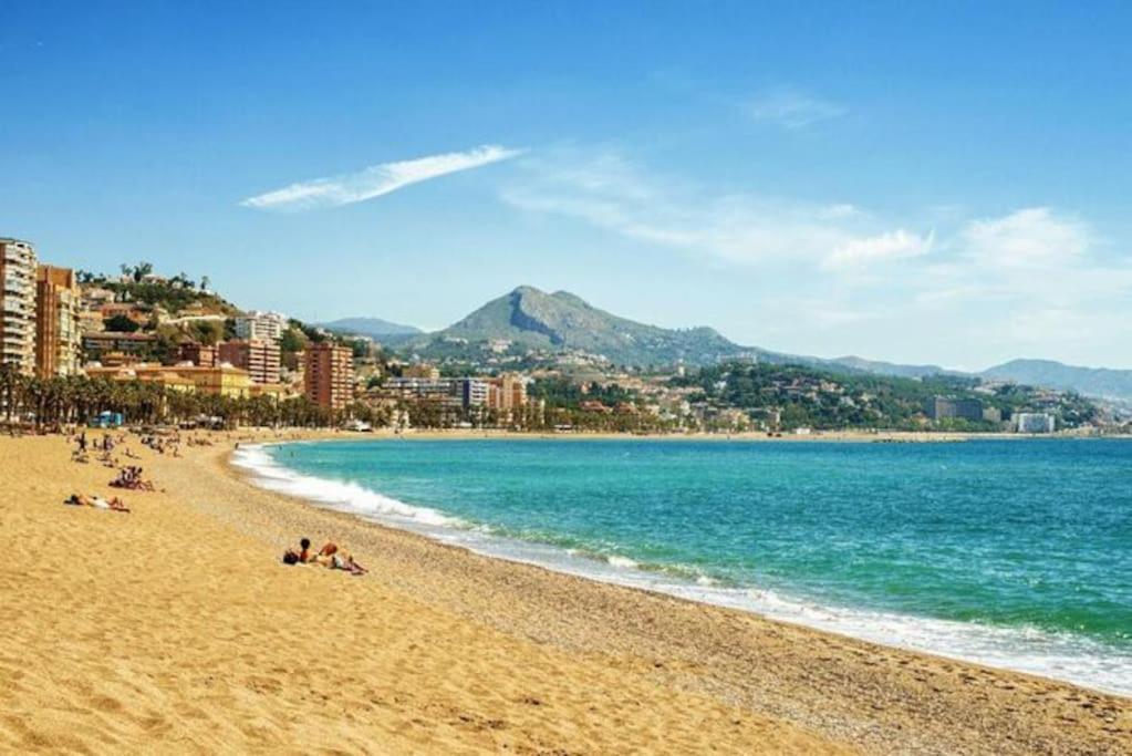 Old Town Ground Floor New Apartment, Beach, Parking Màlaga