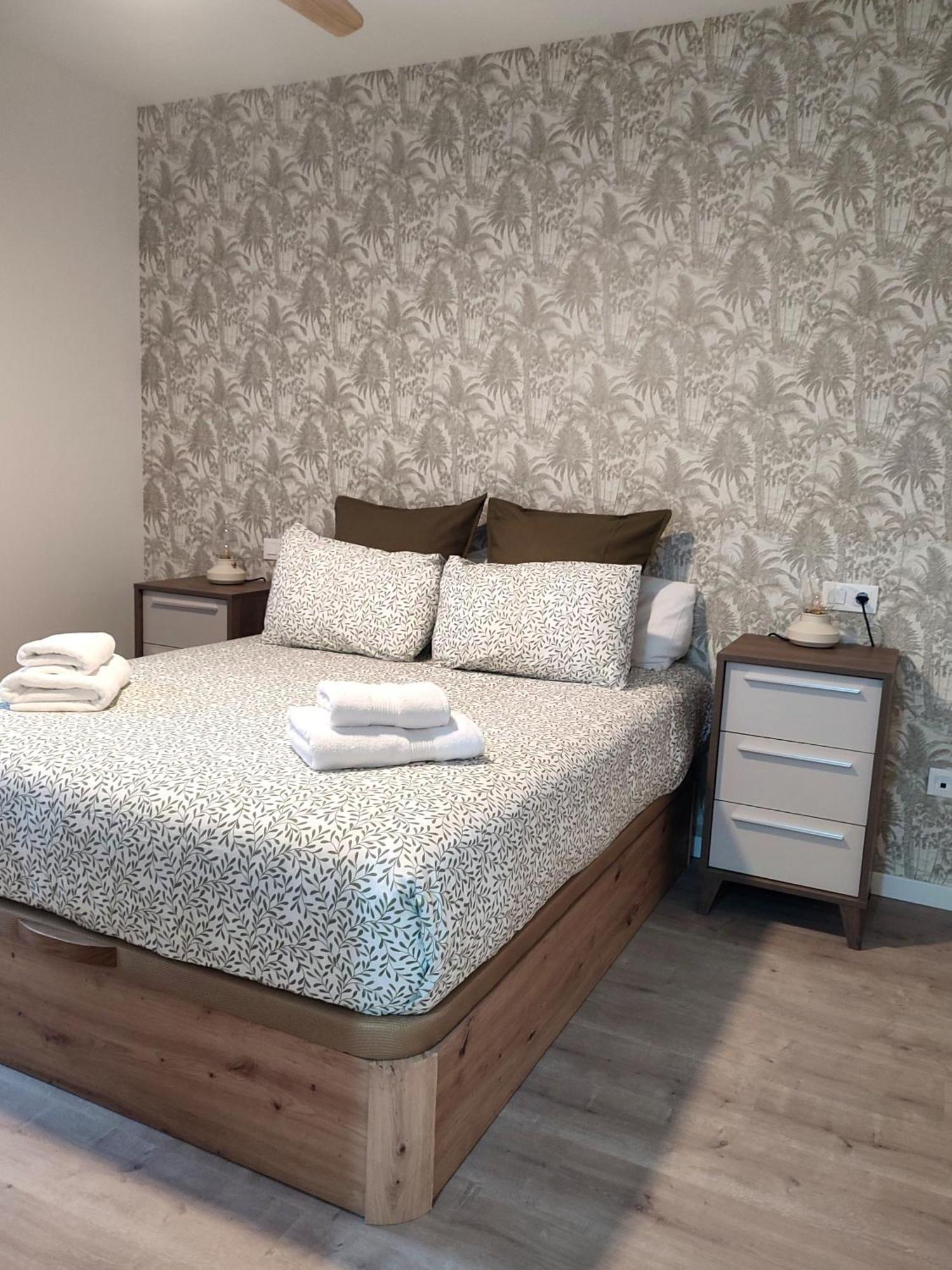 Old Town Ground Floor New Apartment, Beach, Parking Apartament *